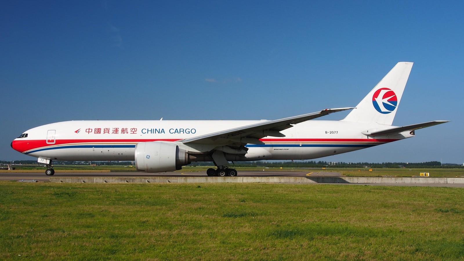 Boeing 777 widebody passenger aircraft
