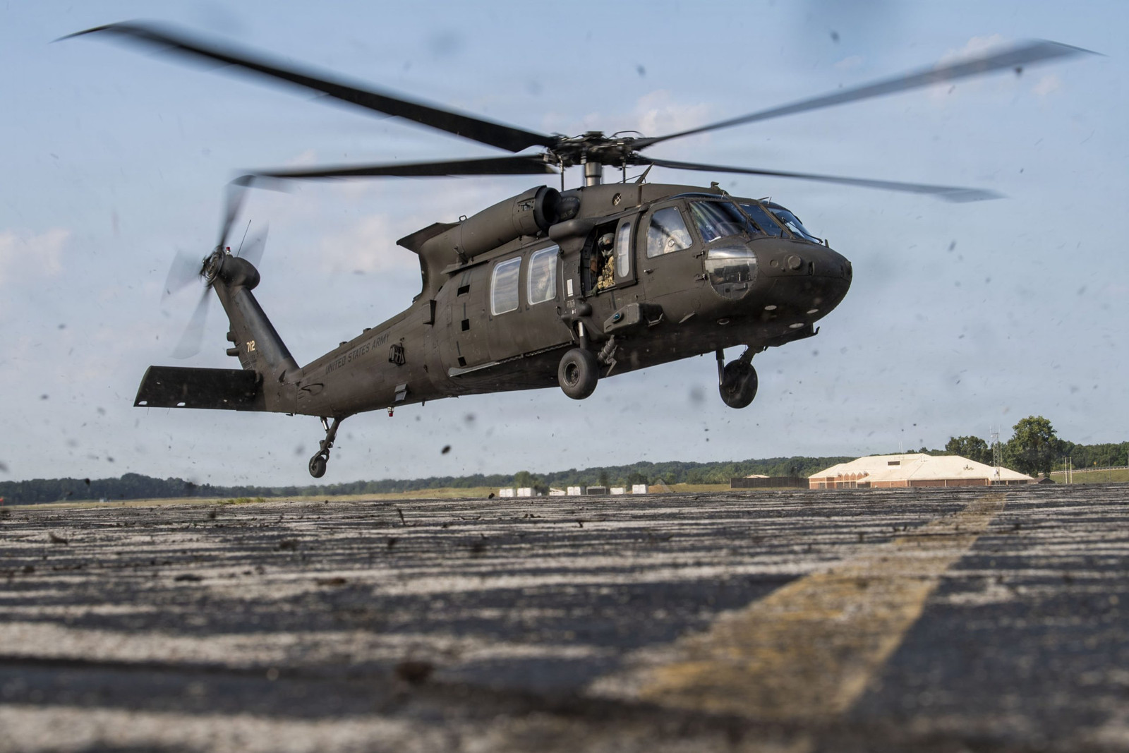 Canadian government halts UH-60 acquisition plans over US trade conflict
