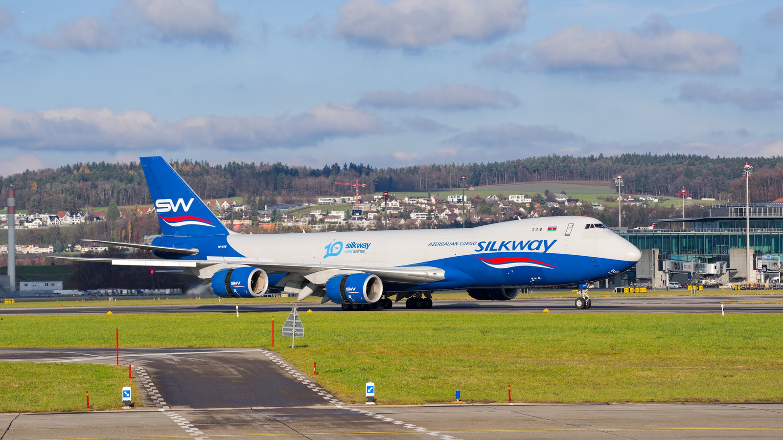 Silk Way West 747-8 Flies To Dallas Instead Of Houston, Then Declares Emergency With 30 Minutes Of Fuel Left