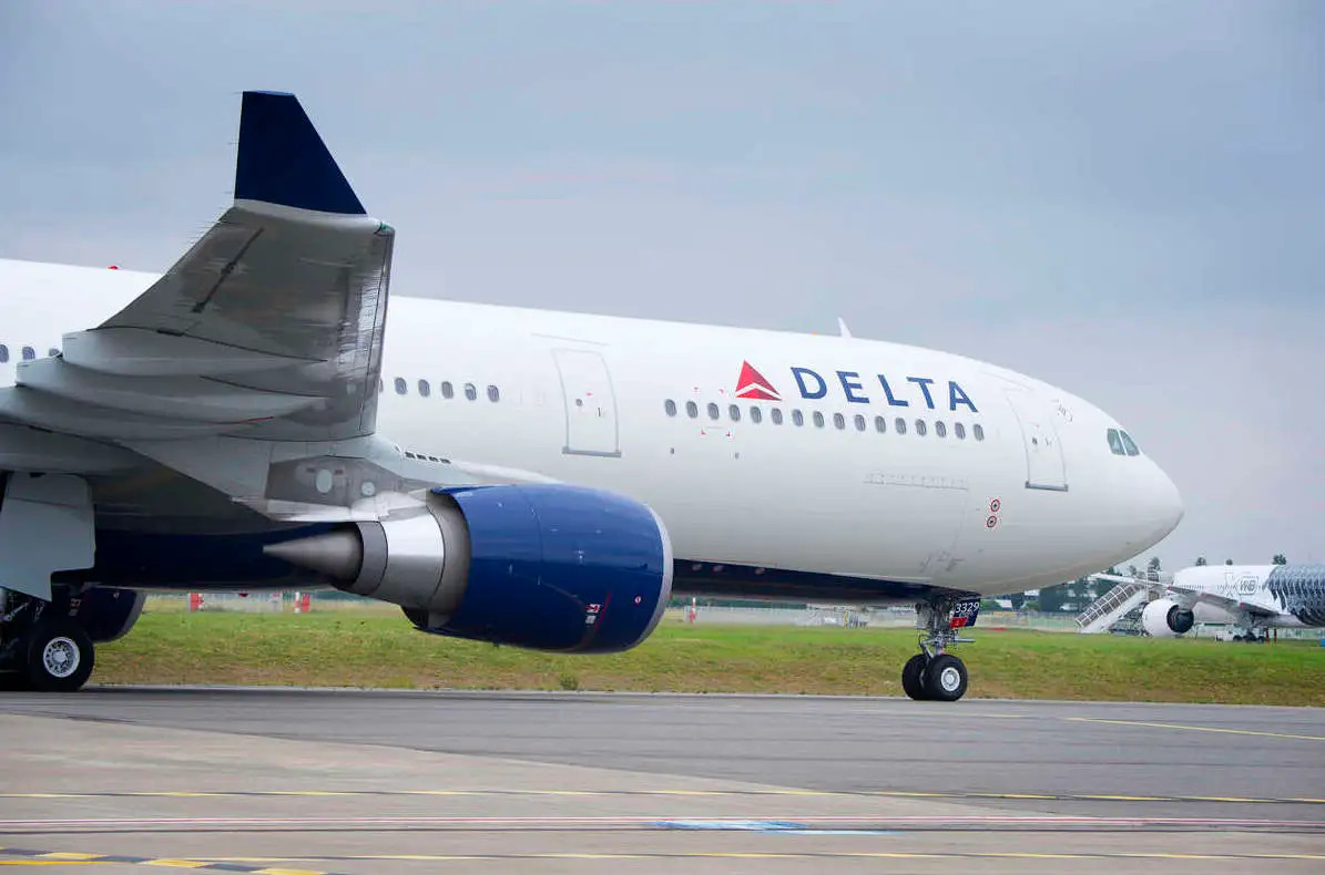 Delta Flight Makes Emergency Landing Due to Smoke in Cabin