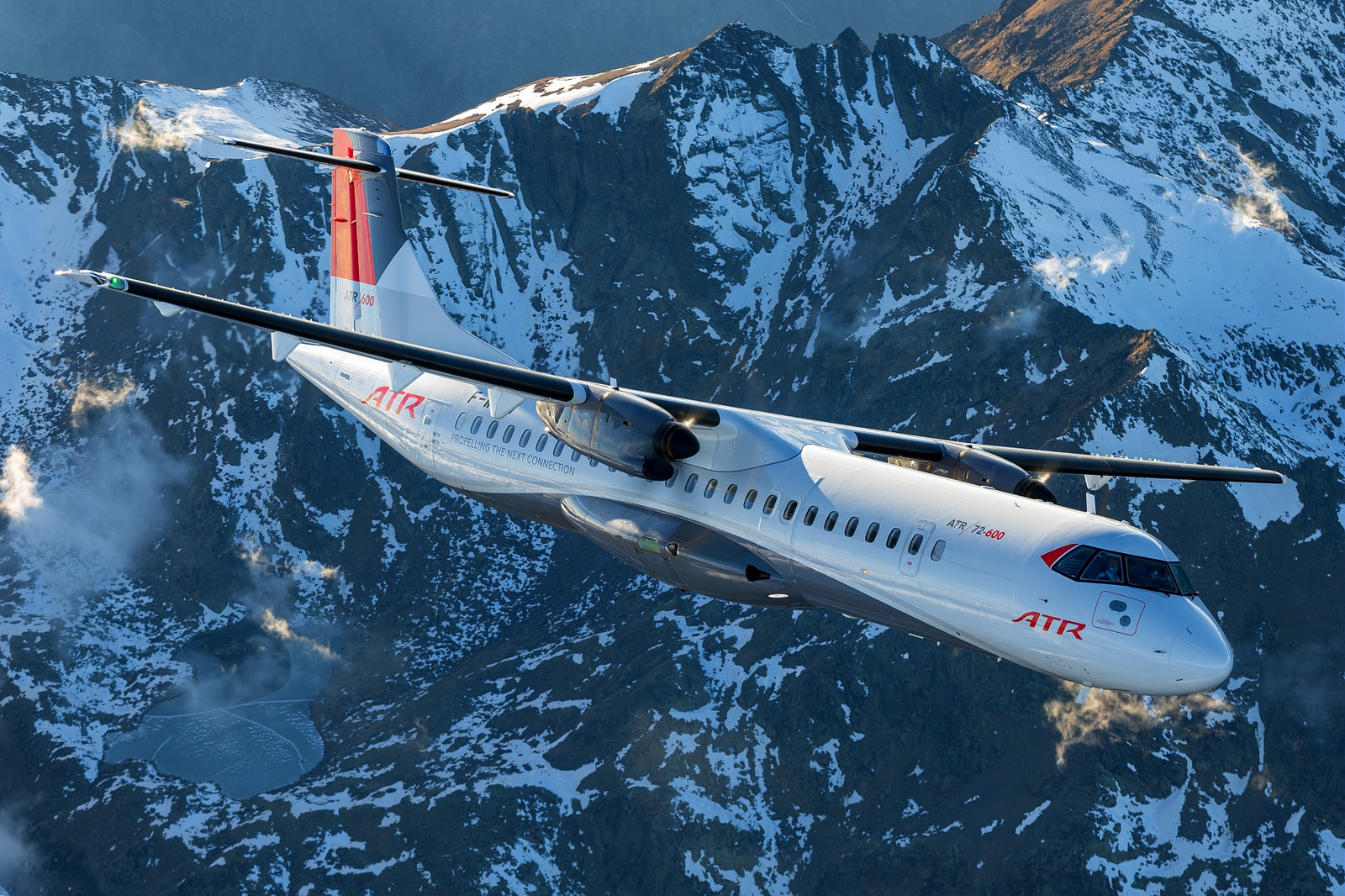 Longer lead times prompt ATR to lean on lessors