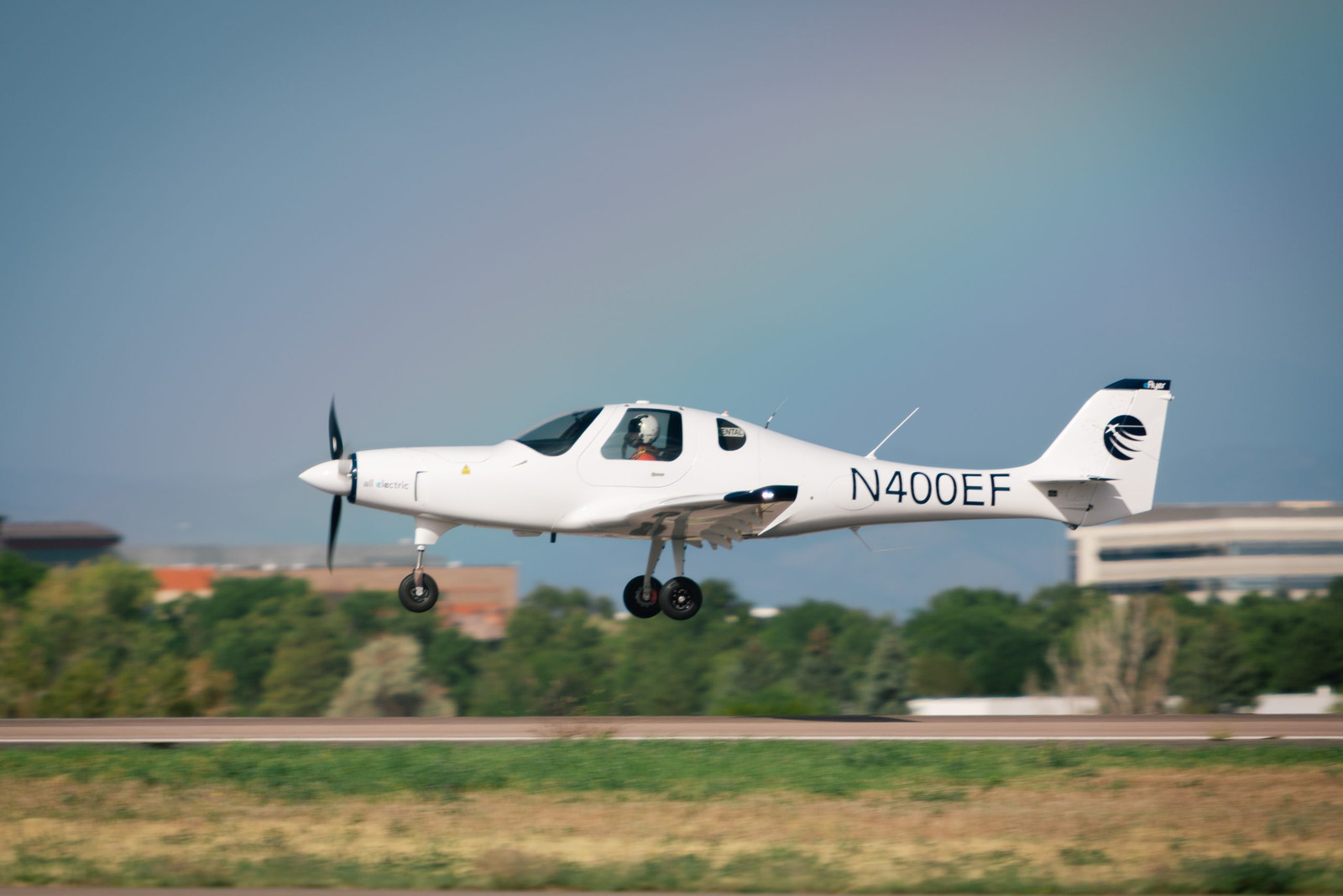Bye Aerospace completes first flight of all-electric eFlyer 2