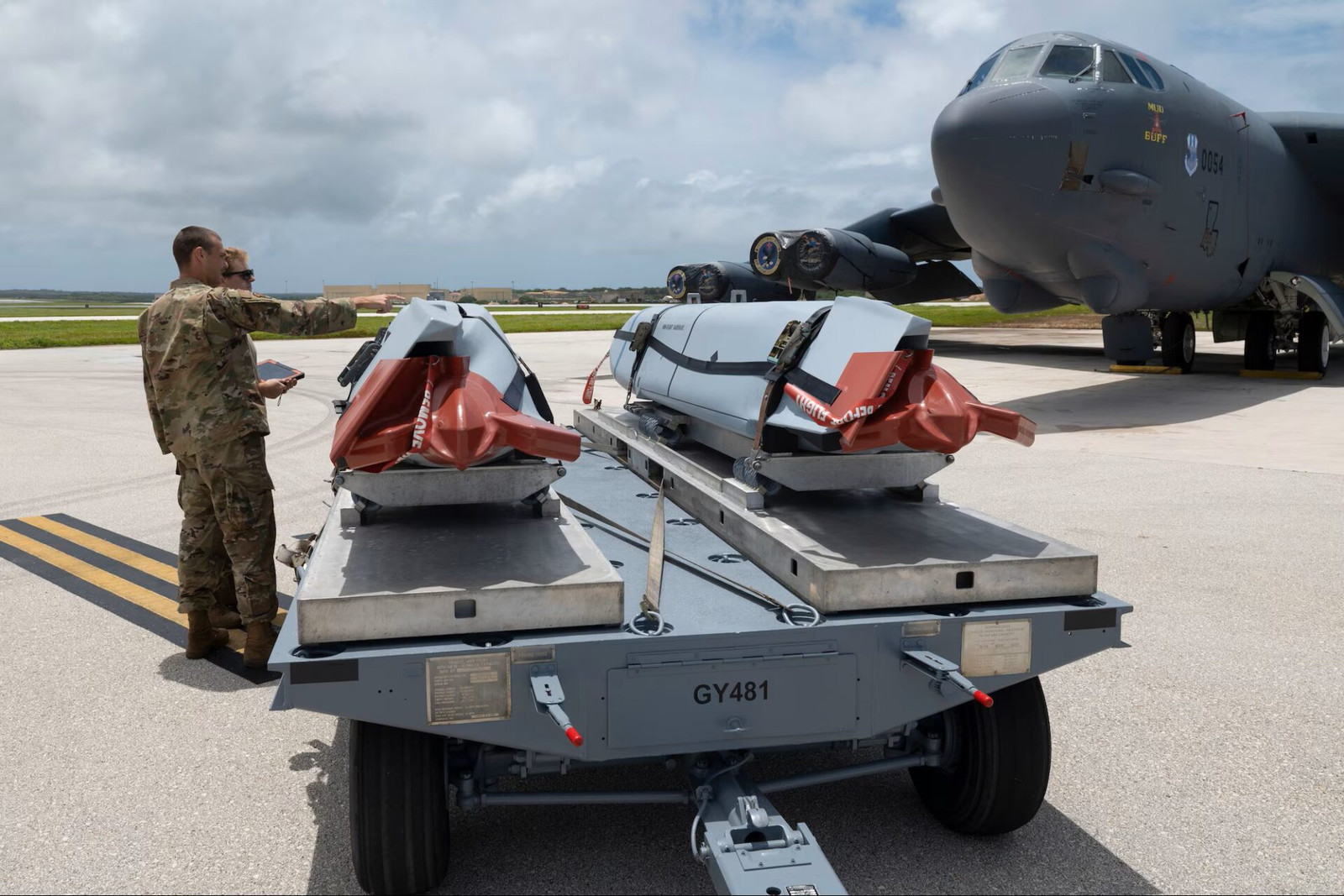 US Air Force adds GE-Kratos F143 as second engine source for JASSM