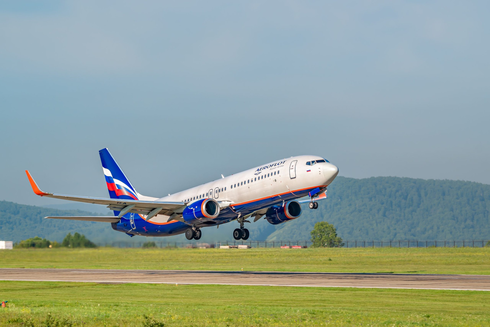 US jury convicts Russian national over aircraft-parts smuggling scheme