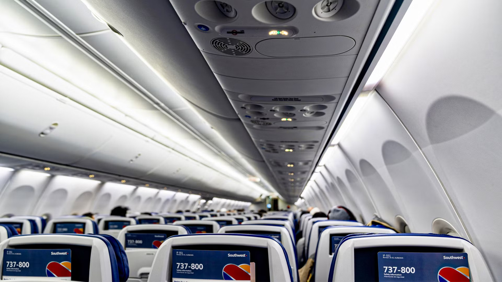 Inside Southwest Airlines' Secret Overnight Operation To Retrofit 10 Boeing 737s Per Night