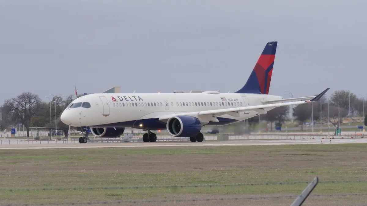 Delta, Hyatt to Launch New Loyalty Partnership
