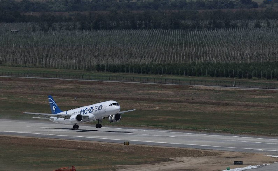 MC-21 participates in runway opening for Chechen capital airport