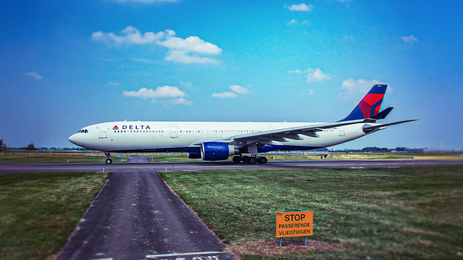 Why Delta Air Lines' 282-Seat Airbus A330 Cannot Make The Math Work On Boston To Honolulu