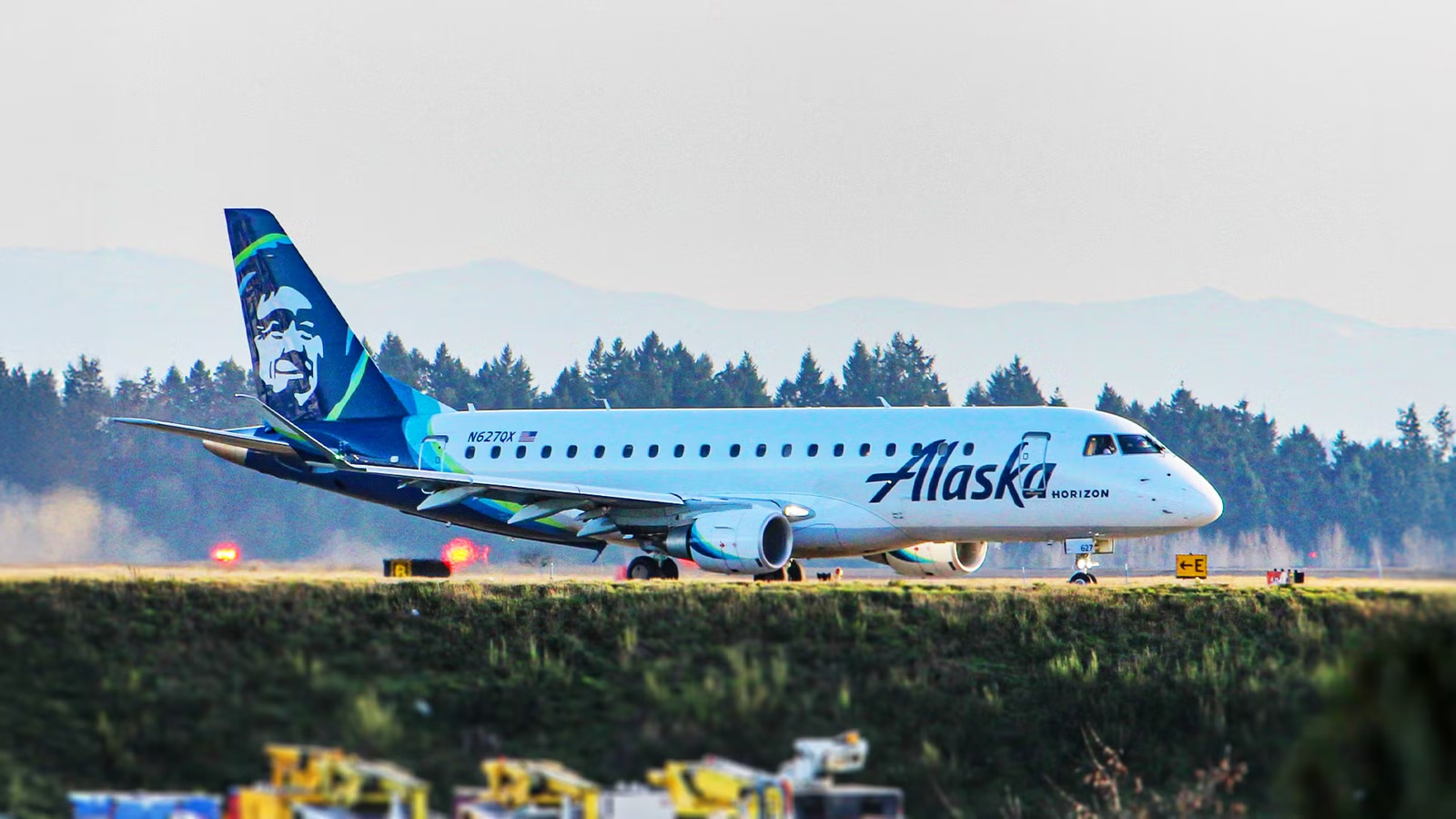 How Alaska Airlines' 76-Seat Regional Jets Are Quietly Outflanking Southwest In San Diego
