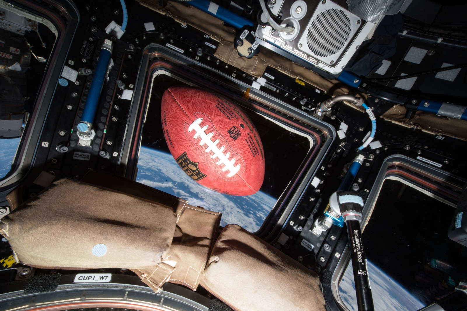 NASA, NFL Team Up to Showcase Space, Aeronautics Innovation