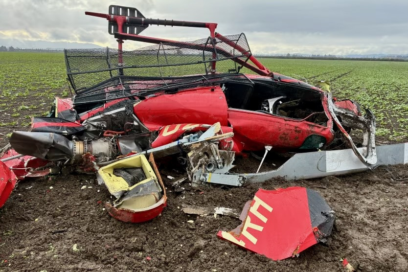 Three killed in midair helicopter collision at Oregon airport