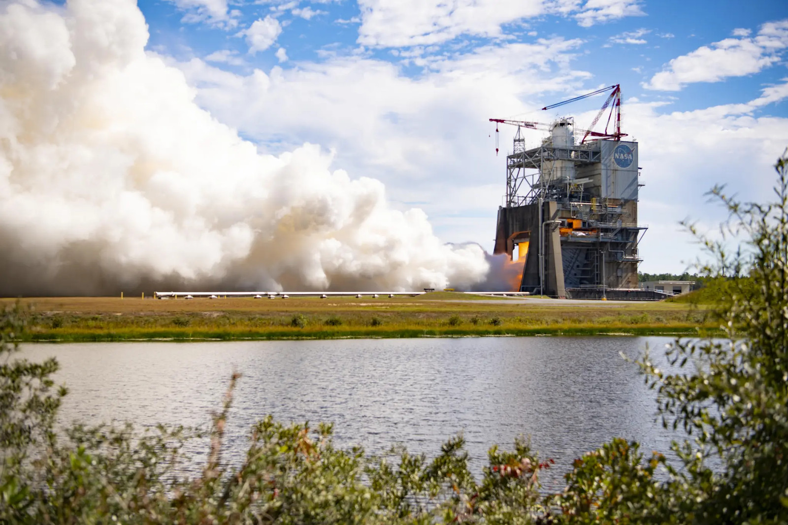 RS-25 Engine Tests at NASA Stennis