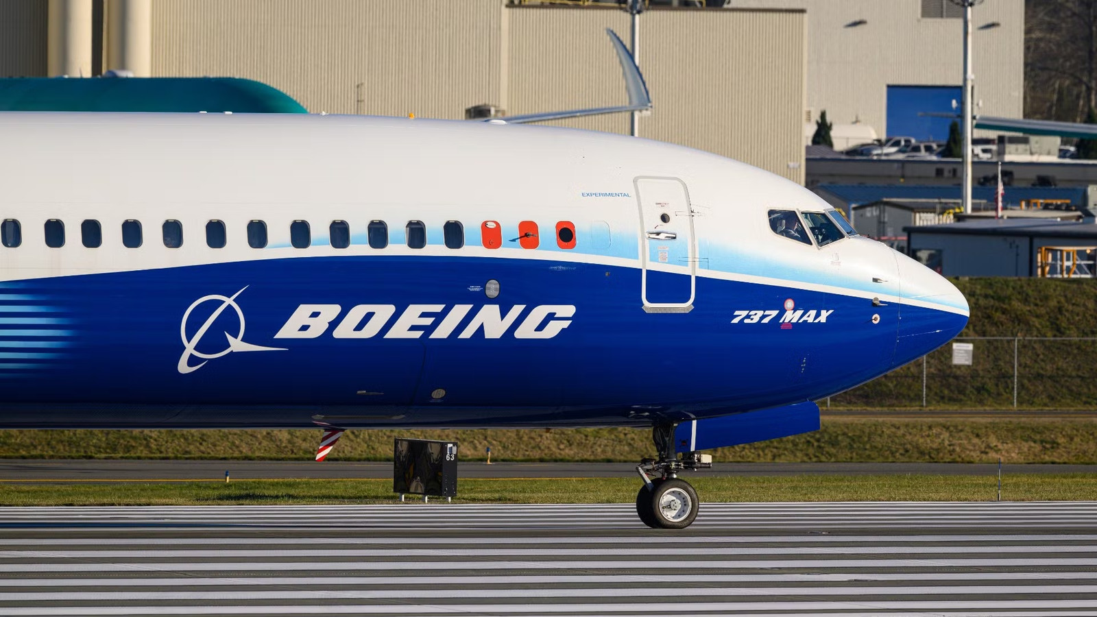 Southwest & United Airlines Won’t Accept New Boeing 737 MAX Aircraft With Affected Software