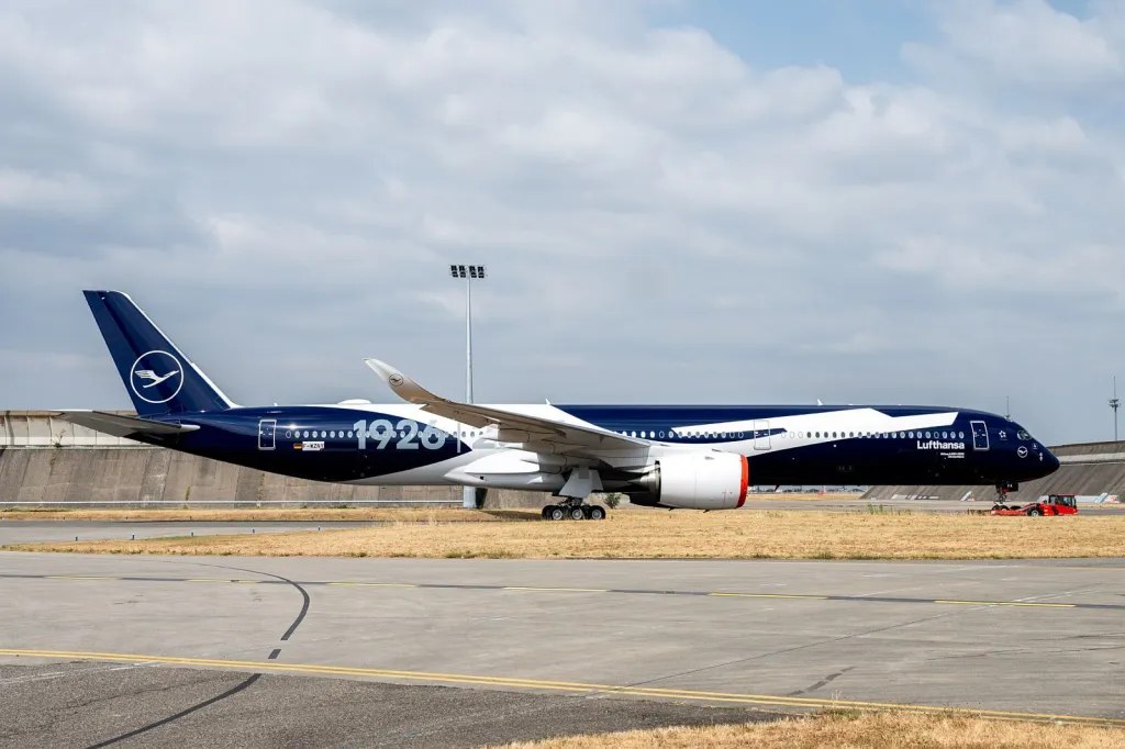 Livery of the Week: Lufthansa’s First Airbus A350-1000