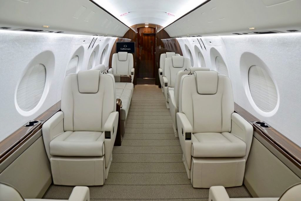 Gulfstream adds first fully outfitted G400 to flight-test program