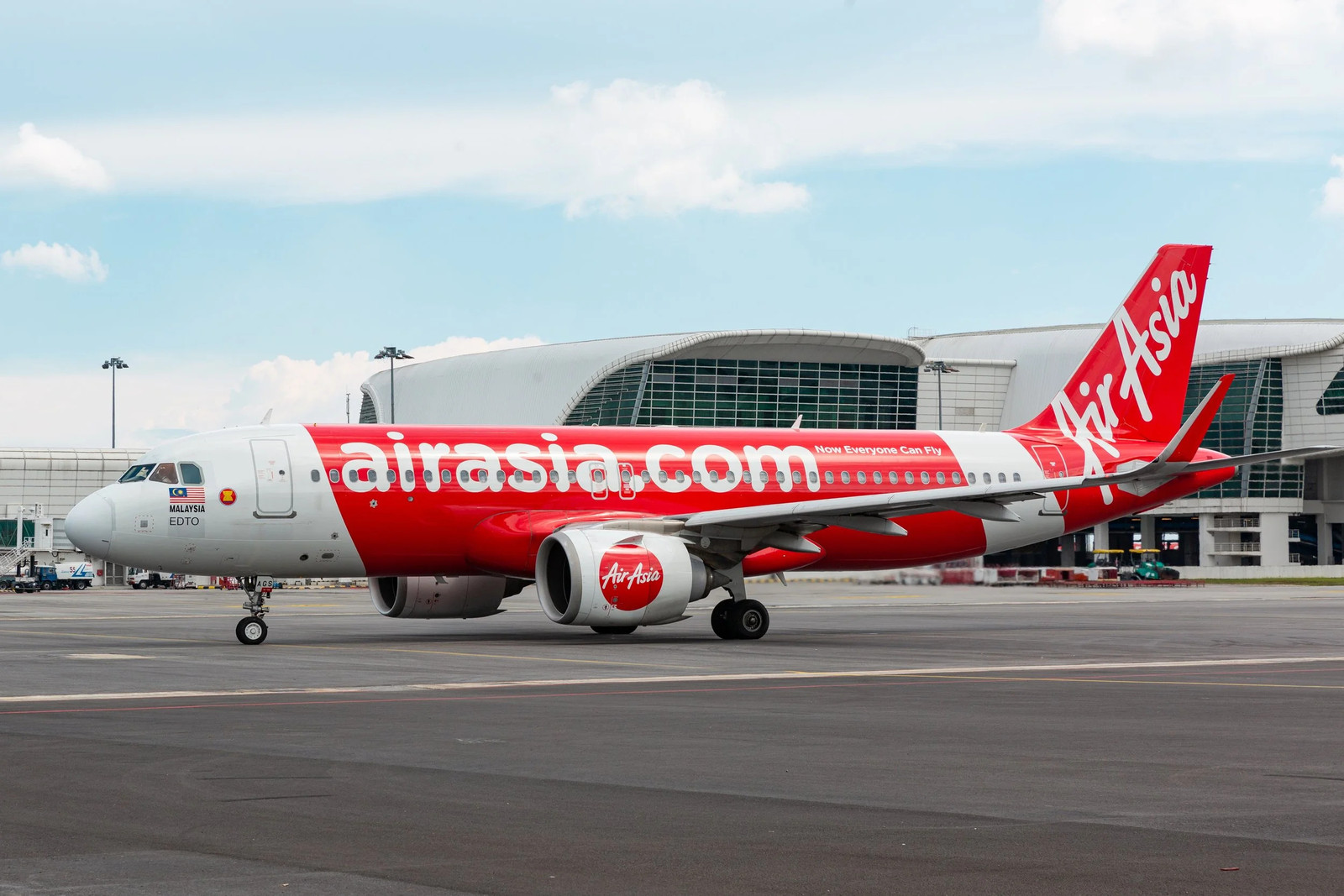 ‘Now is not the right time’: AirAsia puts long-haul dreams on ice as fuel costs bite