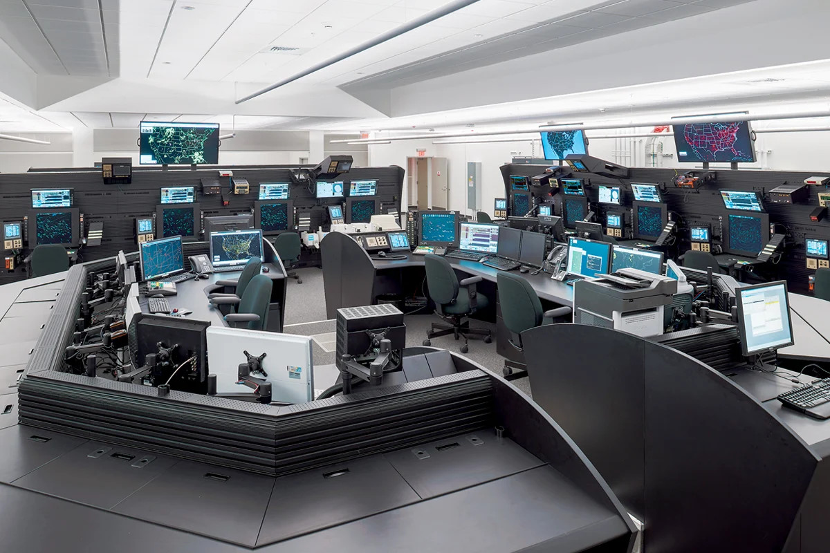 FAA moves air traffic network overhaul to AT&T under multibillion-dollar deal