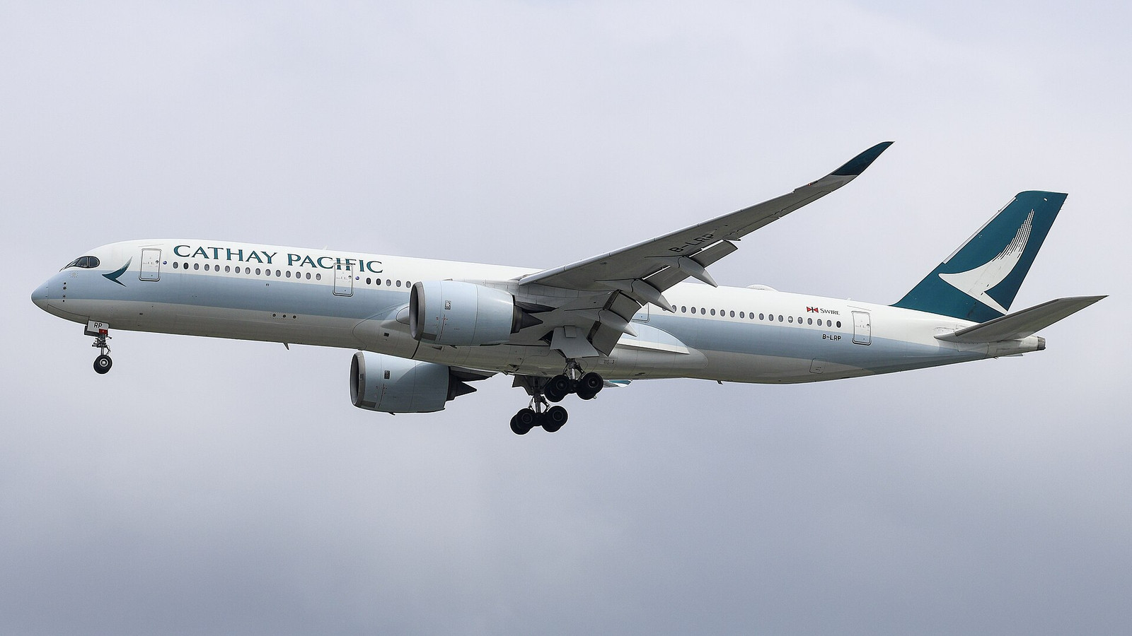 Cathay capacity growth targets ‘on track’ as half-year profits improve