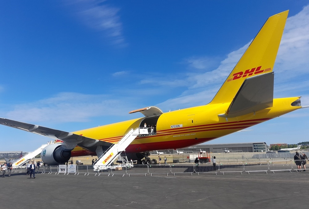 Mammoth Freighters delivers first converted 777-200LR for placement with DHL