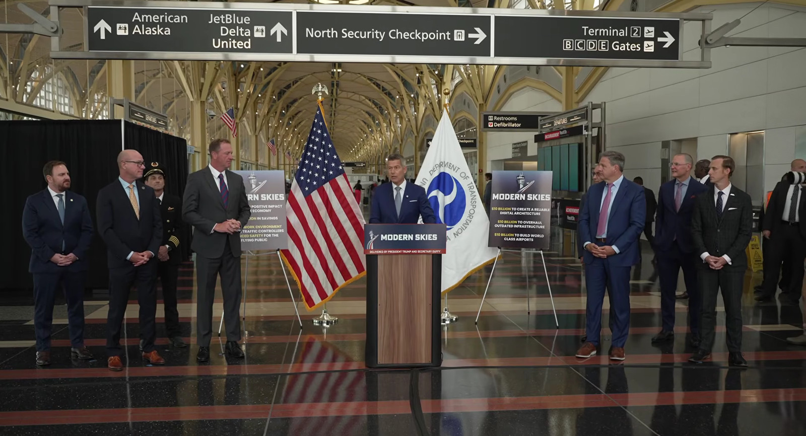 DOT, Aviation Groups Ask Congress for $30B to Modernize Airspace