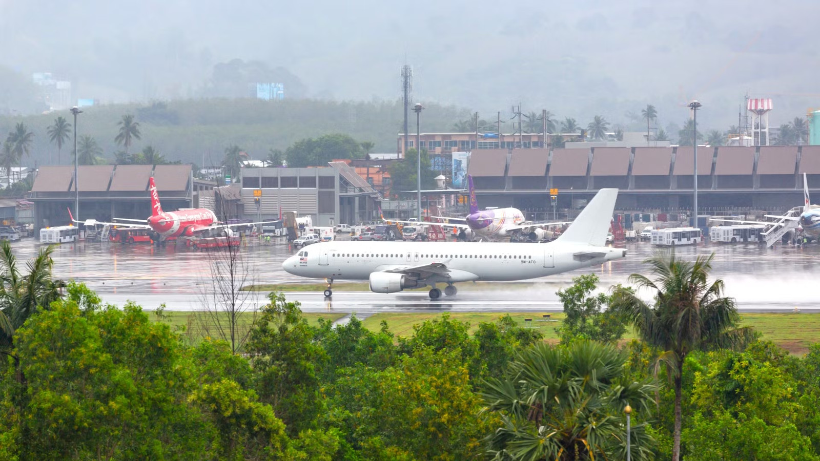 Typhoon Champi Threatens Asian Hubs With Flight Cuts: Military Aviation Also Hit
