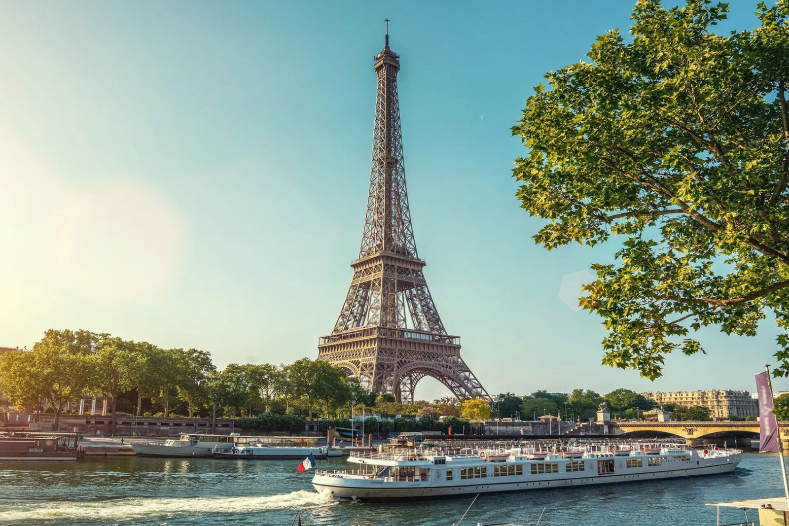 Alaska Airlines launches new nonstop flights to Athens and Paris from Seattle