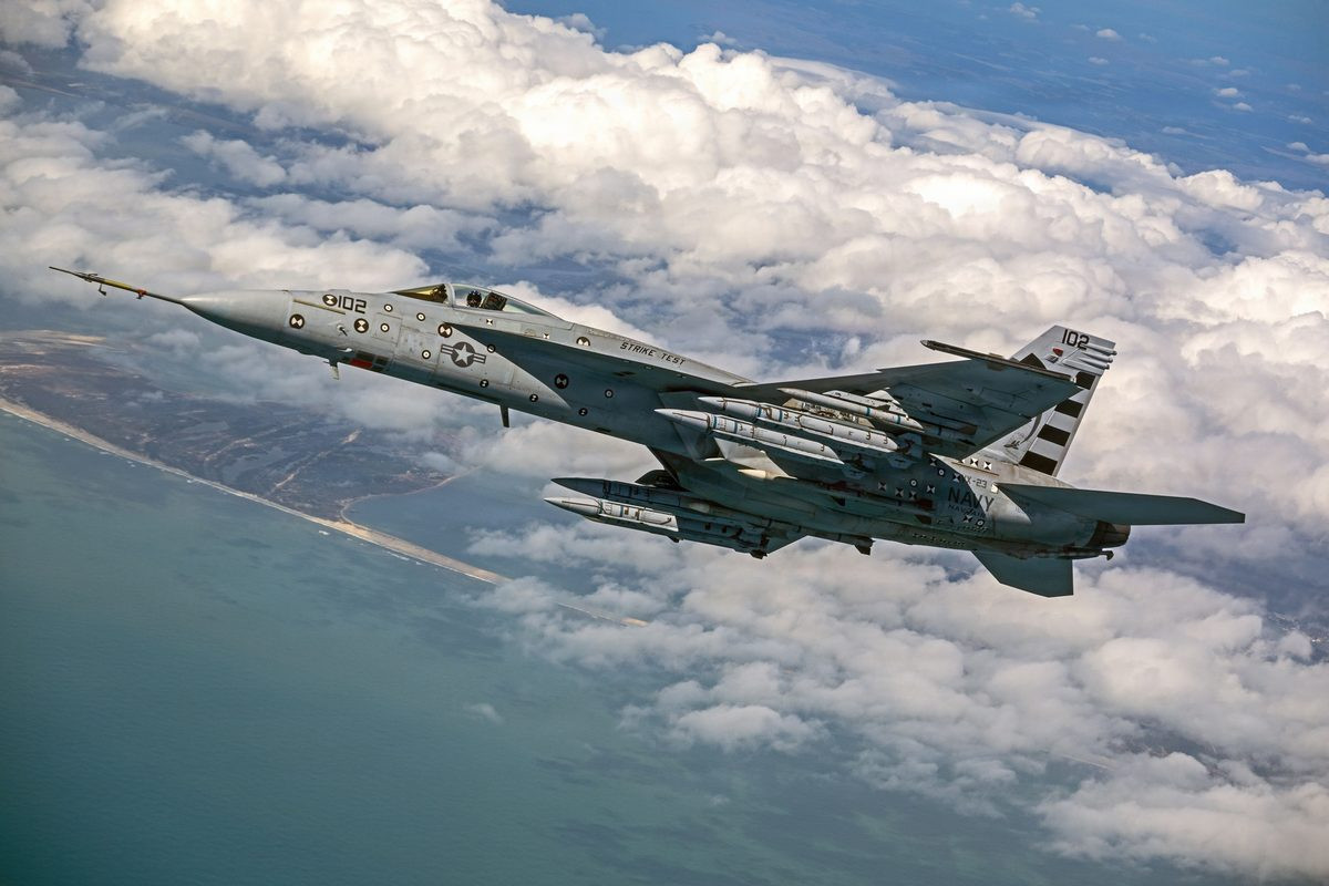 US Navy reveals long-range AIM-424 Malice missile that fits inside an F-35C