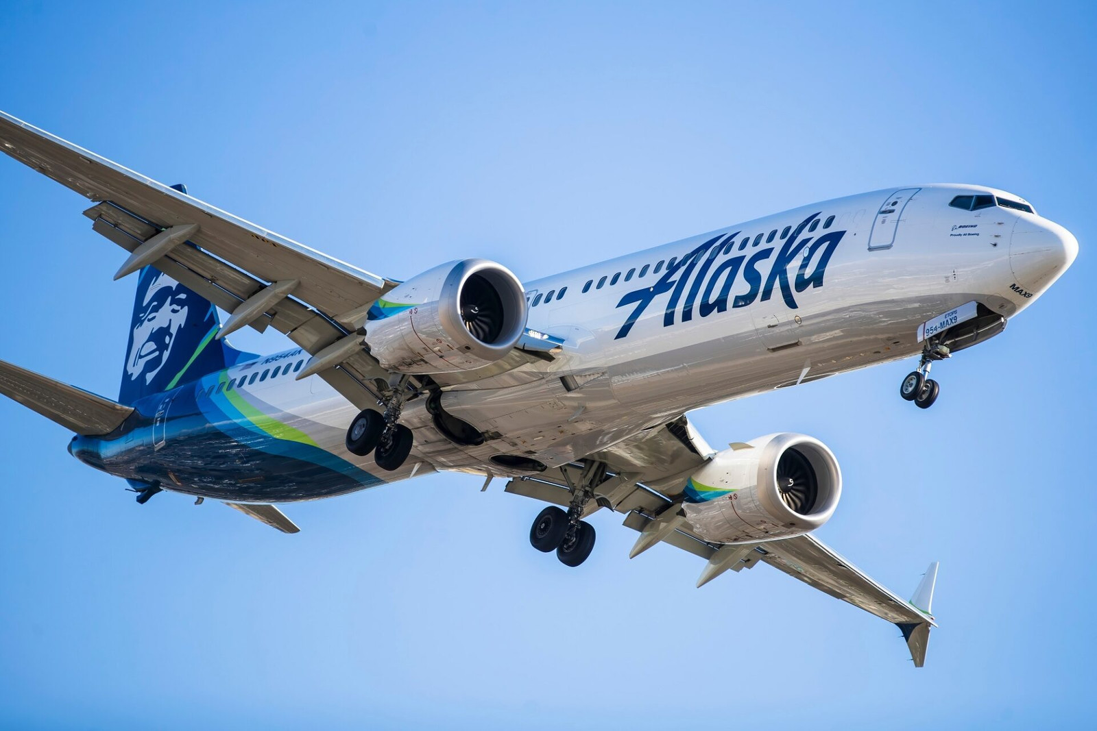 Alaska Airlines expects Boeing 737 MAX 10 certification within days