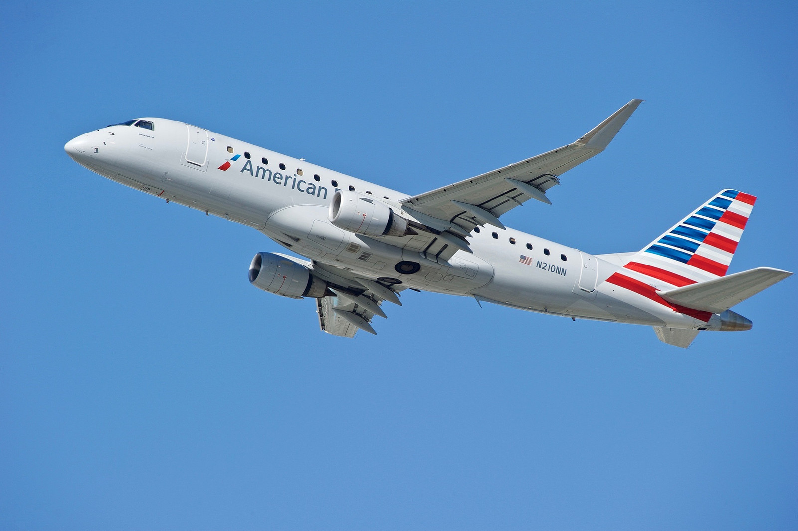 American makes first US commercial airport delivery of synthetic jet fuel