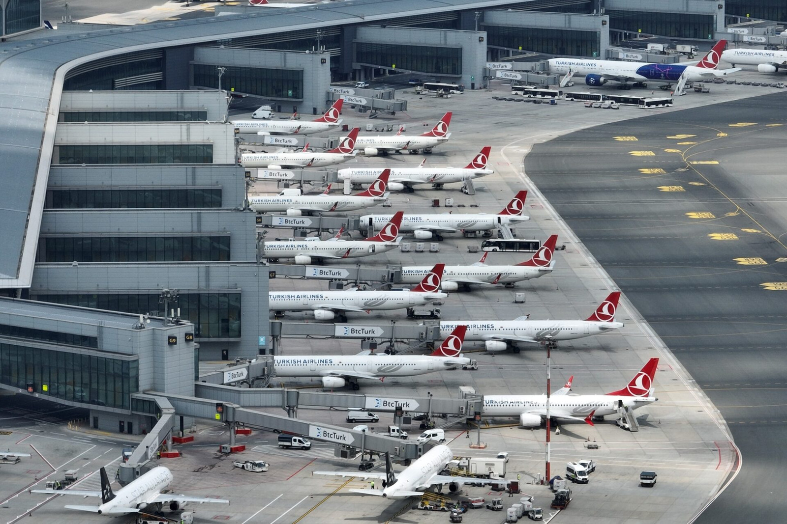 Cirium: global airliner fleet to near-double by 2045, supply remains constrained