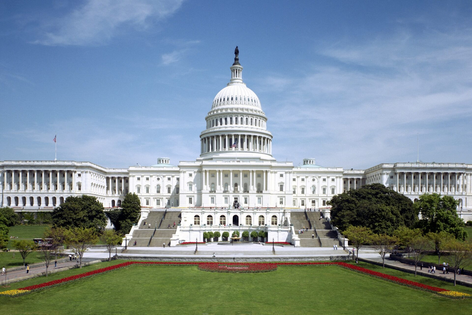 US Senate passes bills to improve access to mental health care for pilots