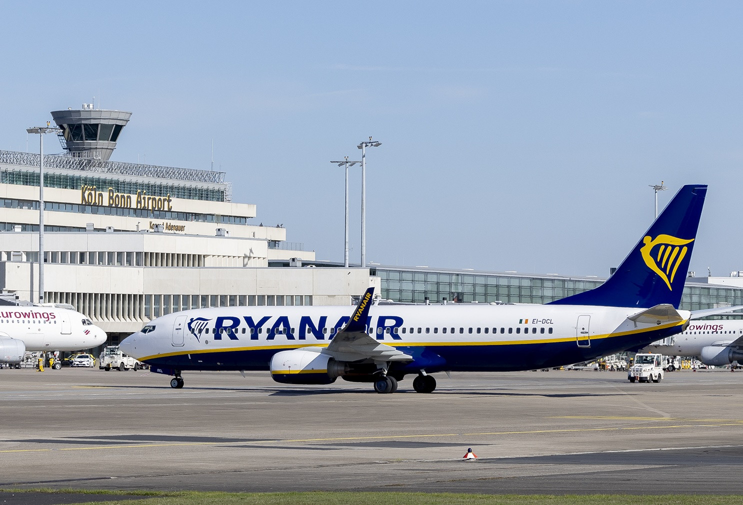 Cologne runway use revised after landing Ryanair 737 encounters military drone