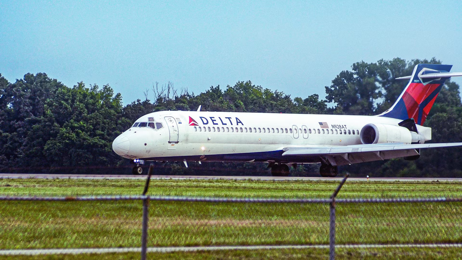 Why Delta Air Lines' Quiet Exit From Minneapolis Marks The End Of The DC-9 Era In America