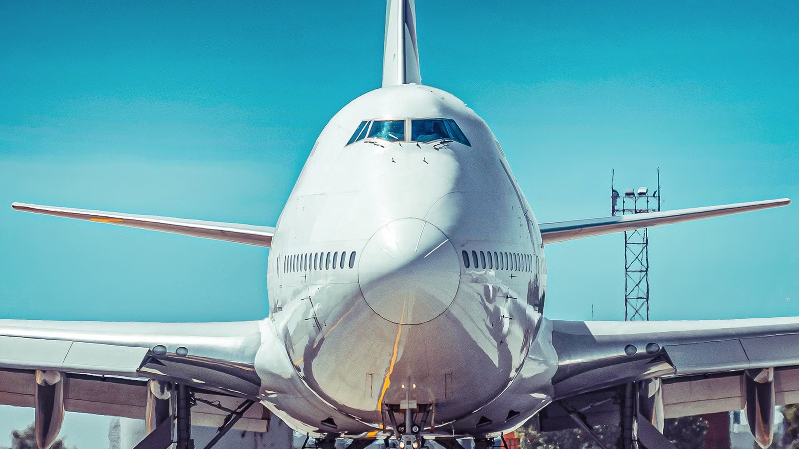 Is It True That The Boeing 747's Iconic Hump Came To Exist By Accident?