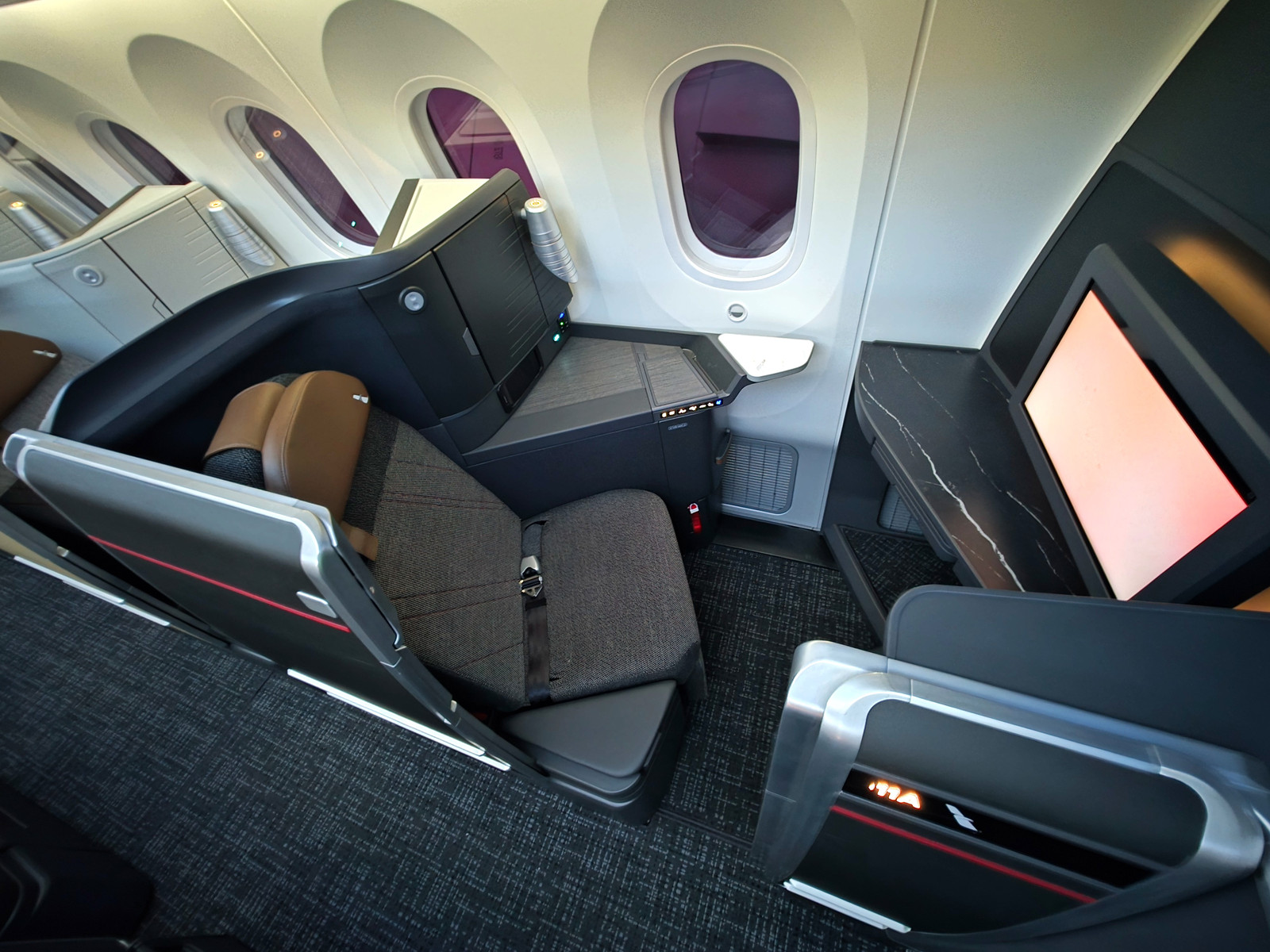 Citi Strata Elite Card Delivers 75,000 Points Plus $1,200 In Credits In Your First Year