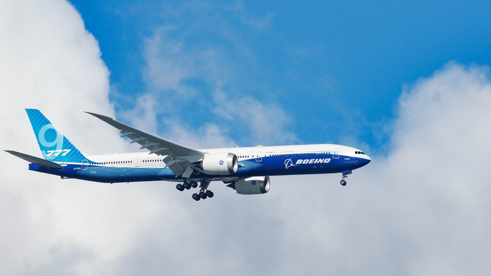 Boeing 777X Certification Faces Shutdown If 17,000 Engineers Strike, CEO Warns
