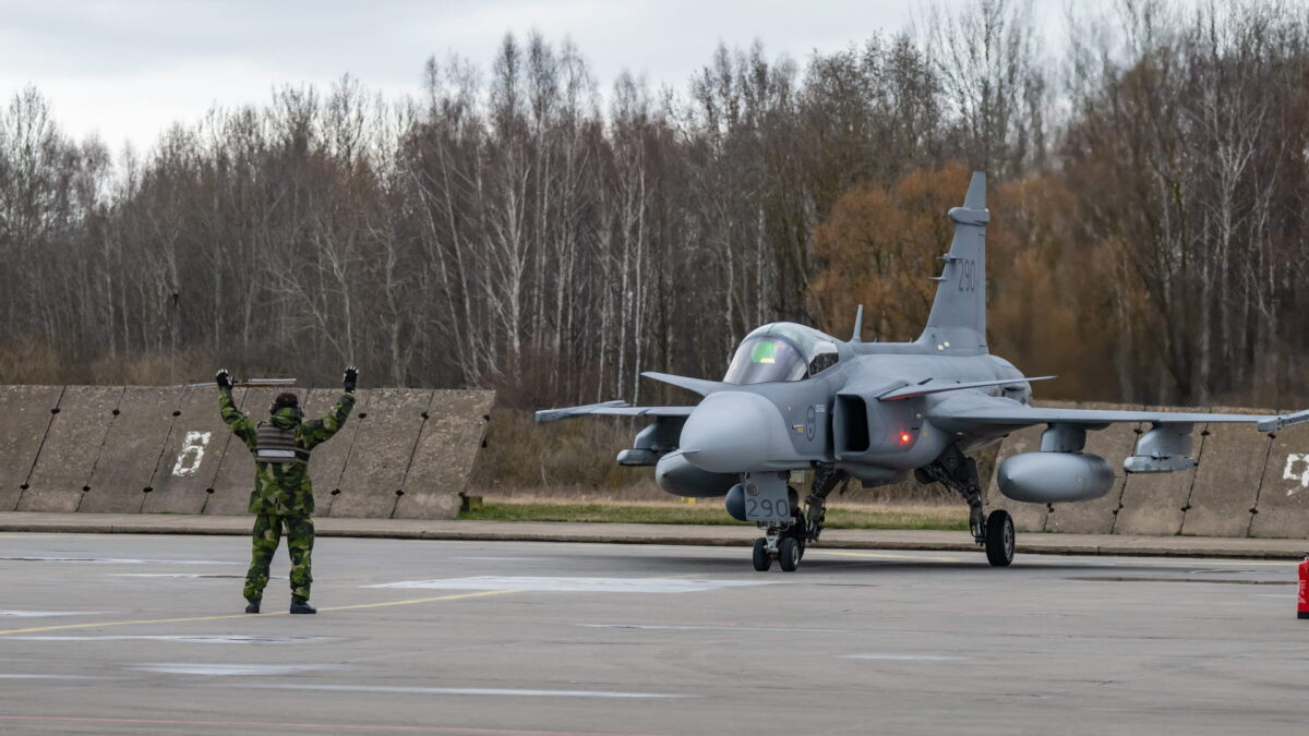 Sweden to send Gripen fighters to patrol Finland’s border with Russia, SVT reports