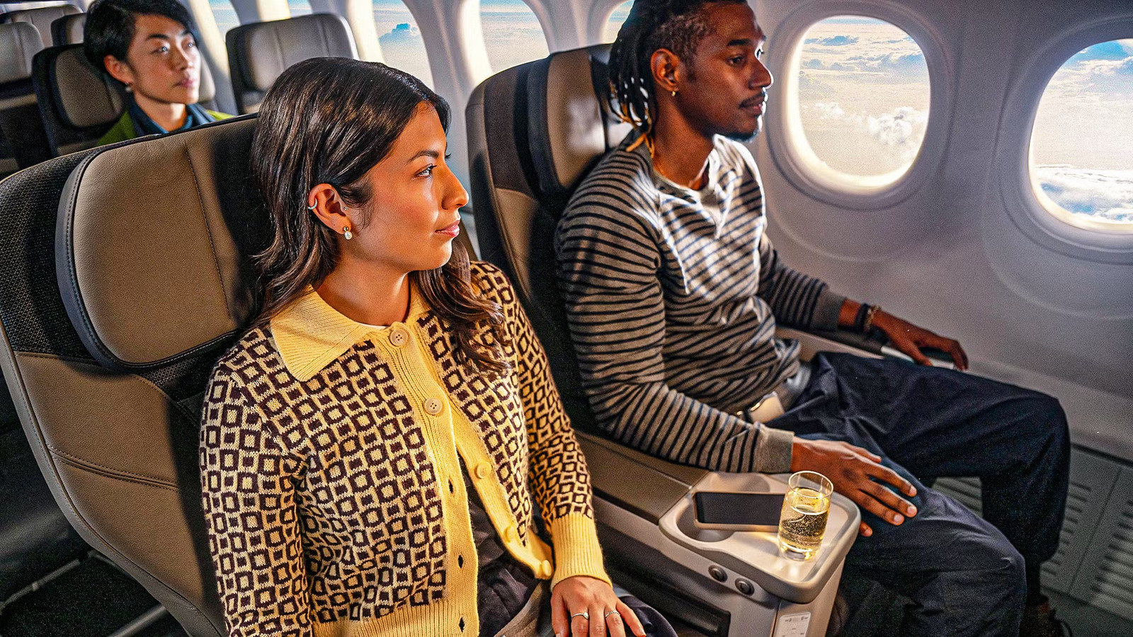 5 Reasons Why Alaska Airlines Says Its First Class Is "Irresistible"