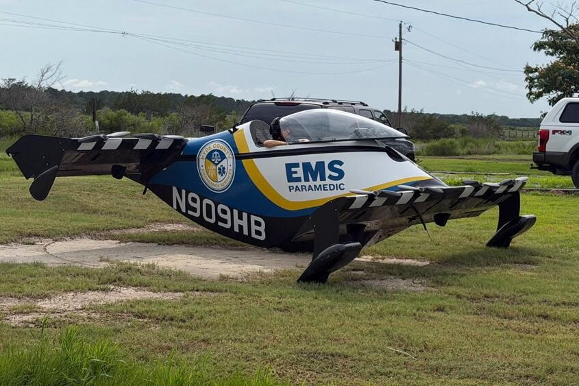 Paramedic flies eVTOL to 911 call, beats ambulance by 20 minutes