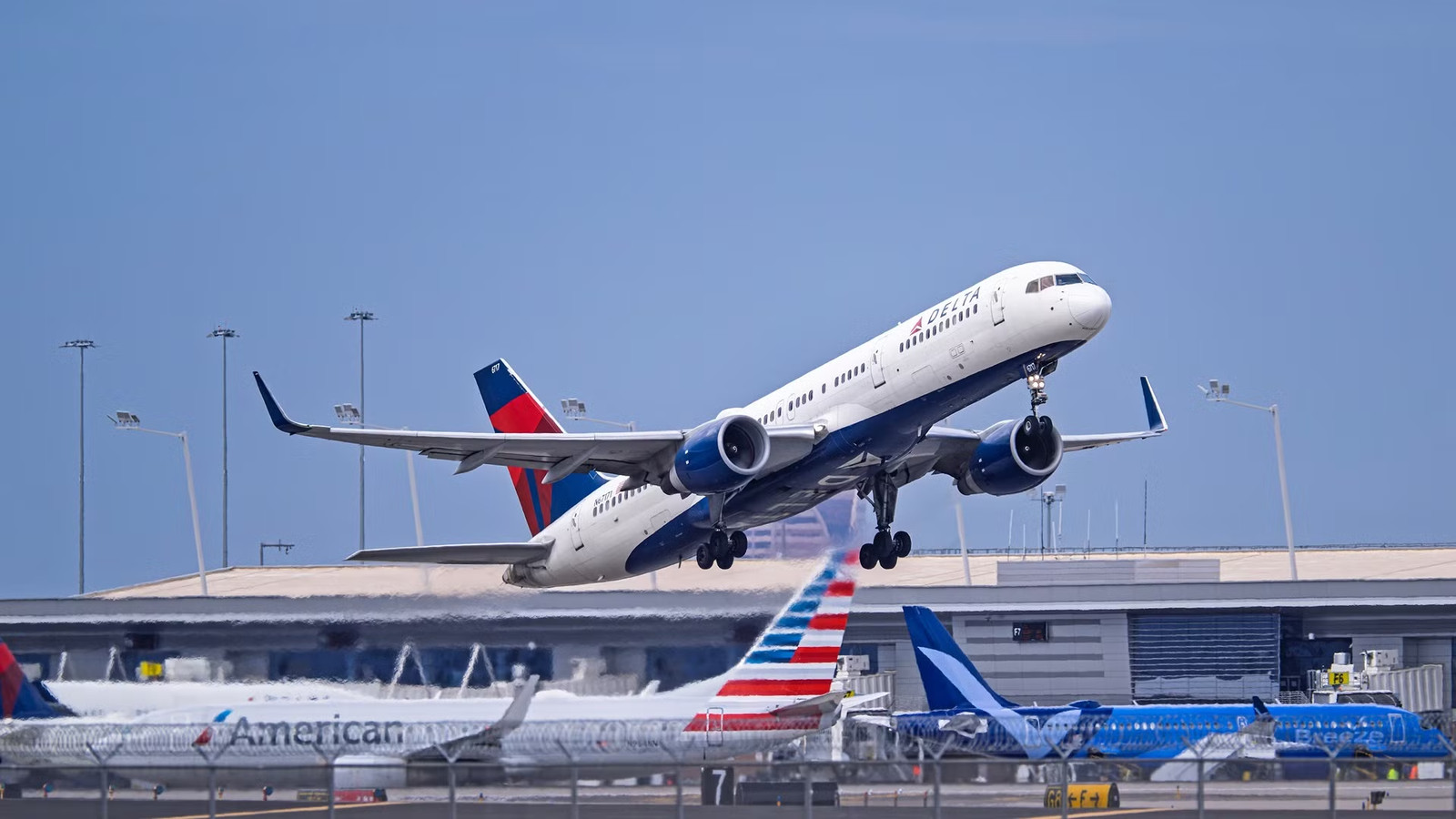 Family Accuses Delta Of Leaving Father's Remains Unrefrigerated Overnight In Memphis