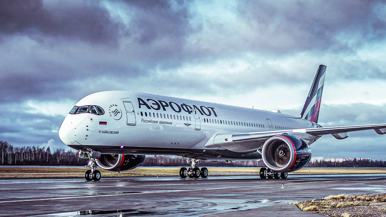 Ukraine’s Next Goal: 32 Russian Airports Shut Down Daily As Drone Campaign Escalates