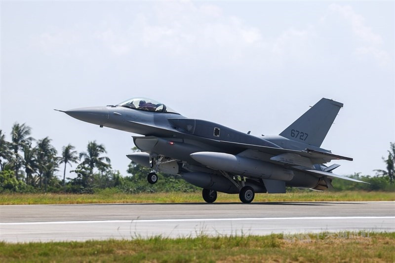 First F-16 Block 70 fighters land in Taiwan