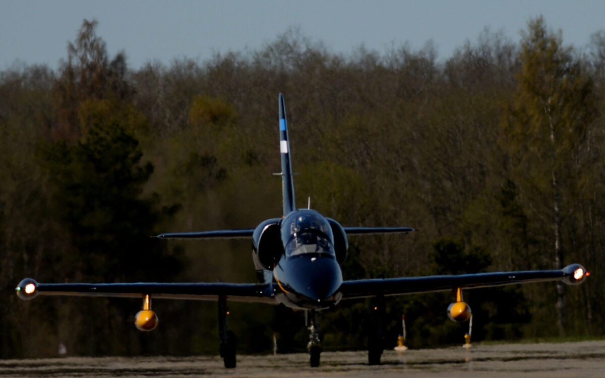 Estonia may need own light jets to counter Russian drones, says defense minister