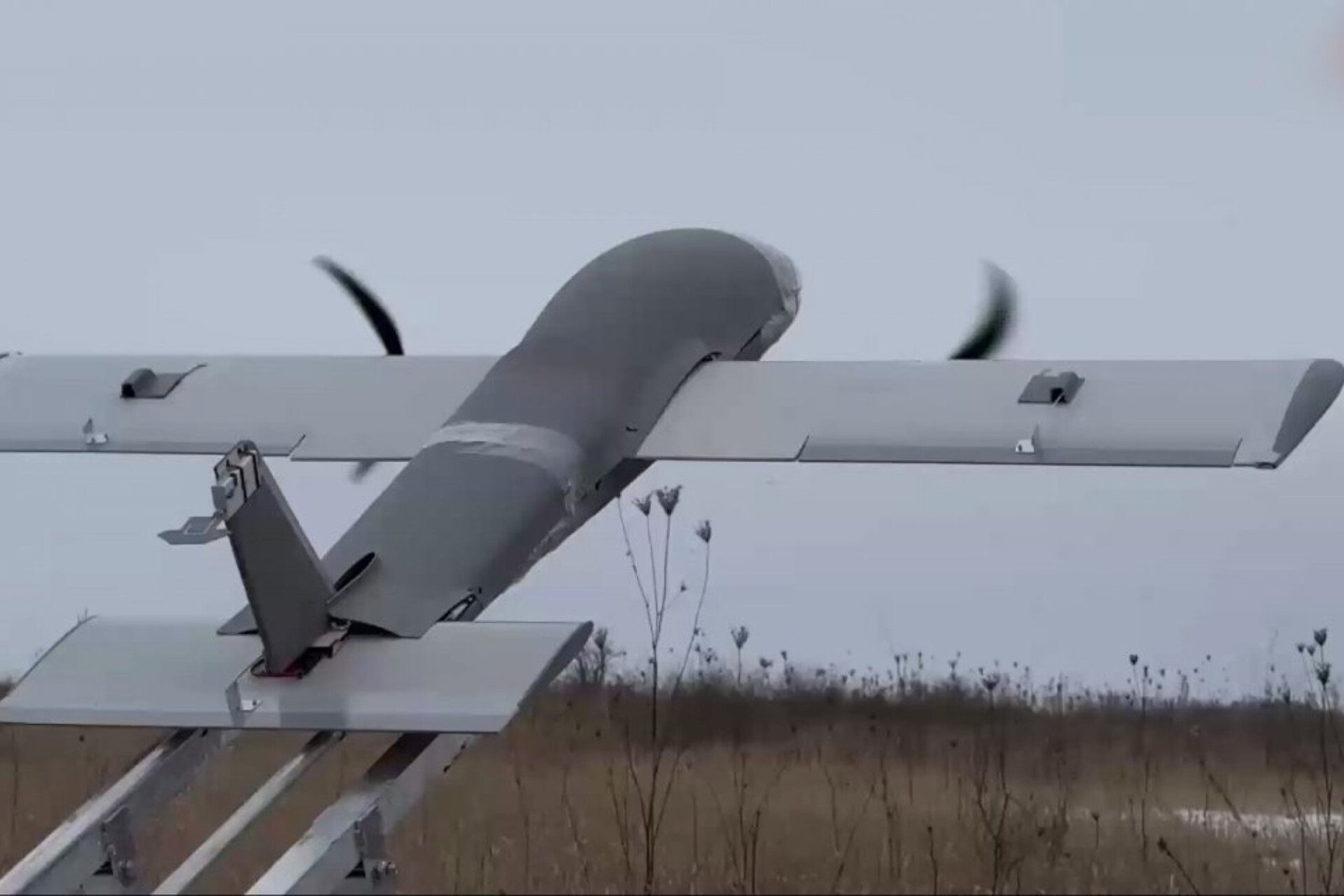 Russian drone guided entirely by AI kills civilians in Ukraine