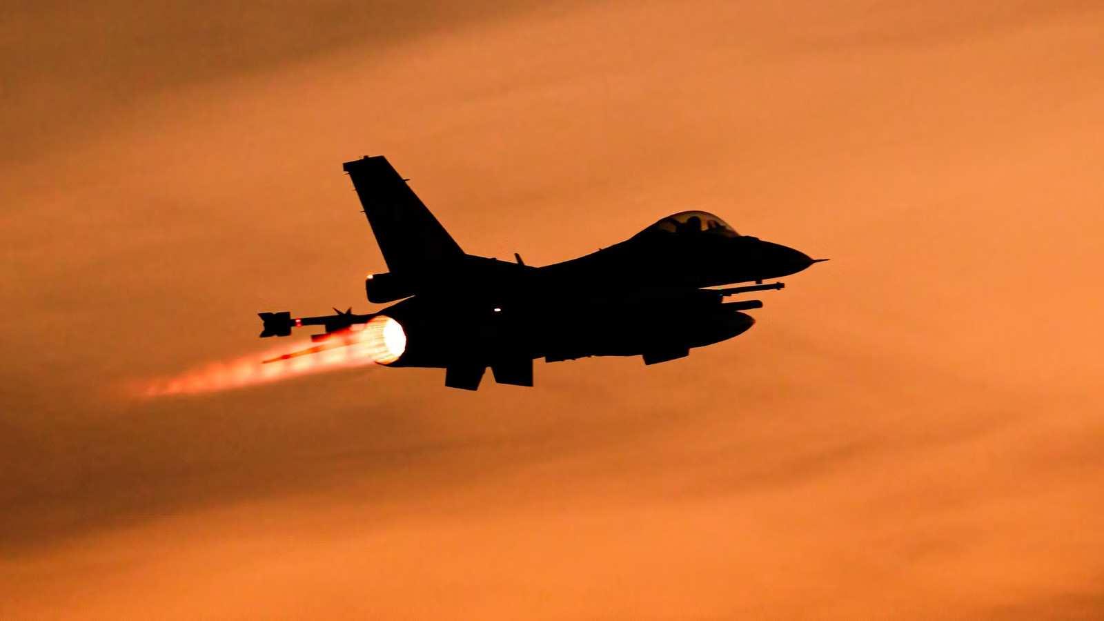 Why Doesn't The World's Most Produced Fighter Jet Have A Thrust Vectoring Nozzle?