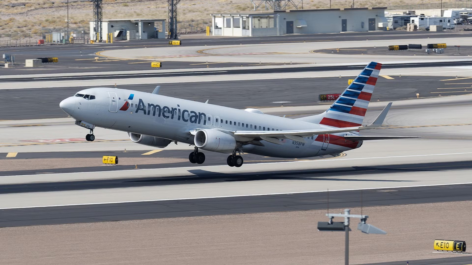 NTSB: Controller Forgot He'd Cleared American 737 For Takeoff In June Boston Near-Miss