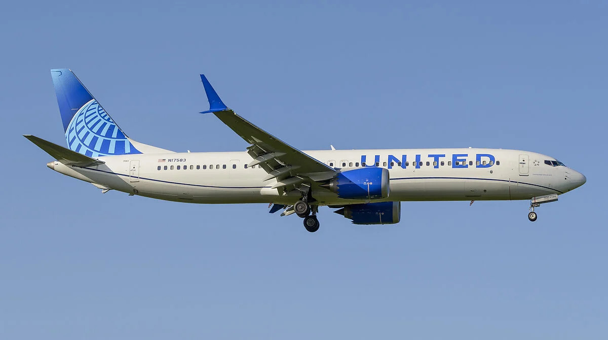 MACH OE Adds First Seed Aircraft with United Airlines