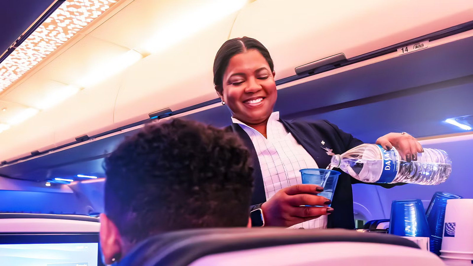 How Cabin Crew Pay Actually Works: The Hidden Pillars Behind Every Flight Attendant Paycheck