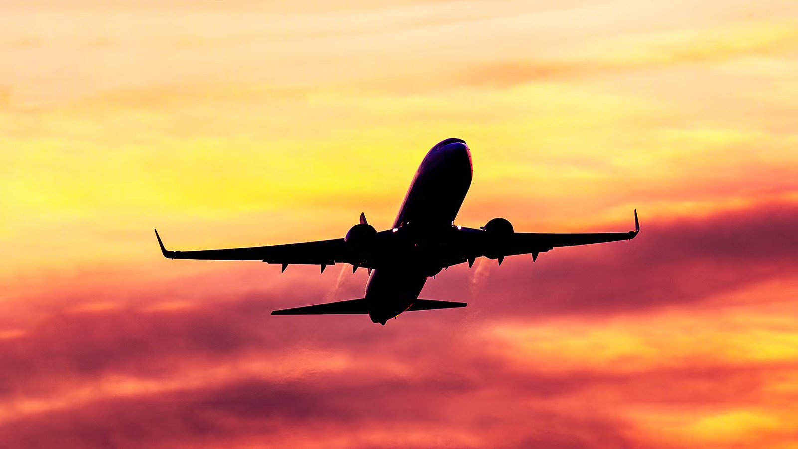 The Reverse Thrust Maneuver Major US Airlines Quietly Abandoned Around 2006 & Why It Never Came Back