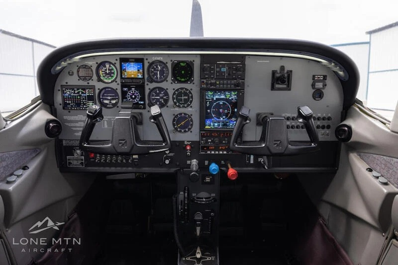 This 1998 Cessna 182S Skylane Is a Multi-Use ‘AircraftForSale’ Top Pick
